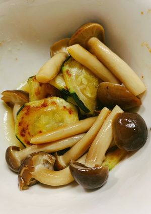 ズッキーニとしめじのマリネ-レシピのメイン写真