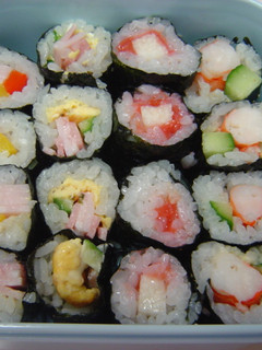 細巻き 冷蔵庫のありあわせ巻き?!弁当-レシピのメイン写真