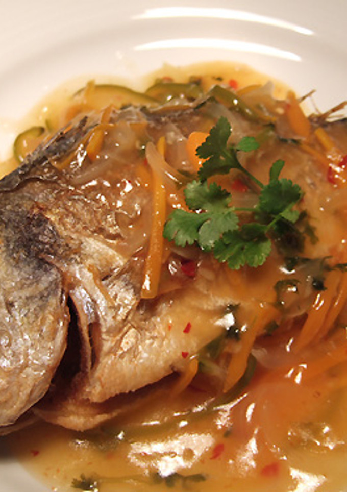 魚の唐揚げ、タイ風あんかけソース-レシピのメイン写真