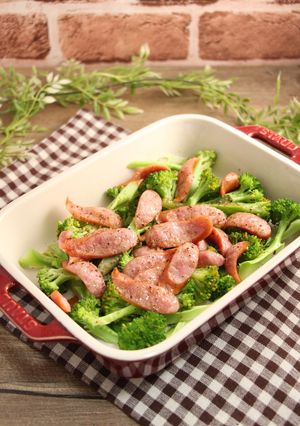 レンジで簡単！ブロッコリーシャウエッセン-レシピのメイン写真