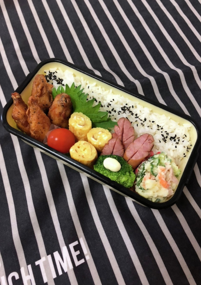 男子高校生弁当6/9手羽中唐揚げ-レシピのメイン写真