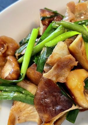 豚にら椎茸の甘辛炒め-レシピのメイン写真