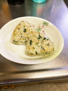 【お弁当用】しらすと大根葉のおにぎり-レシピのメイン写真