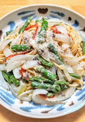 市販パスタソースに乾燥トマトで旨味アップ-レシピのメイン写真