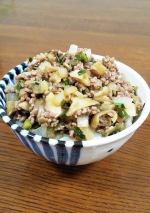 レンジで！中華風肉そぼろ丼-レシピのメイン写真