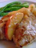 豚ヒレ肉のポワレ　～りんご添え～