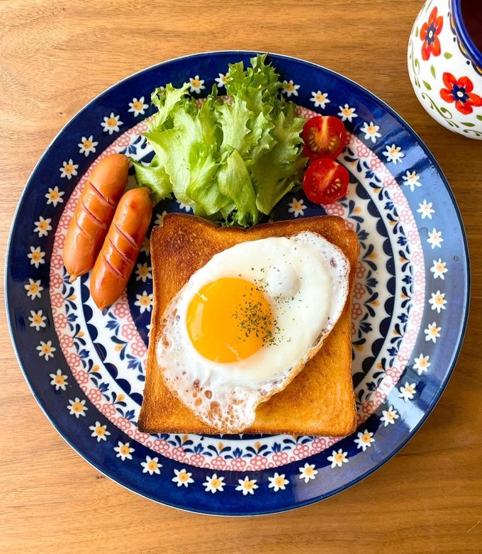 ワンプレート朝食】目玉焼きトースト by 朝食recipe 【クックパッド