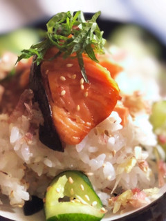 薬味いっぱい さっぱり 鮭ちらし♪-レシピのメイン写真