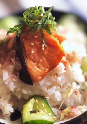 薬味いっぱい　さっぱり　鮭ちらし♪-レシピのメイン写真