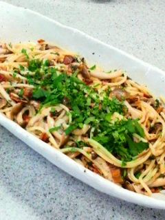 しめじとベーコンのポルチーニ風味パスタ-レシピのメイン写真