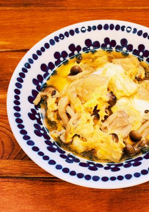 鶏モモ肉としめじの卵とじ-レシピのメイン写真