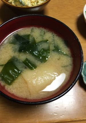 ワカメと麩のお味噌汁☆-レシピのメイン写真