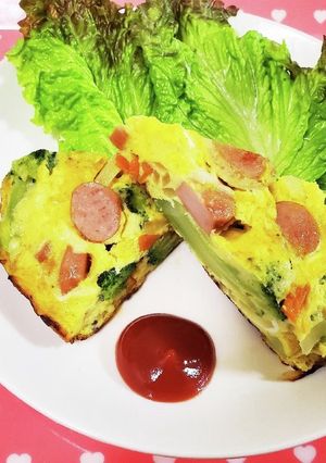 ブロッコリーとチーズのオープンオムレツ♪-レシピのメイン写真