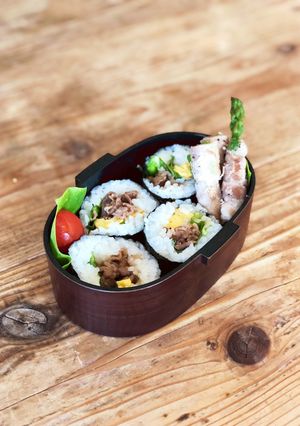 行楽に豚こま太巻き-レシピのメイン写真