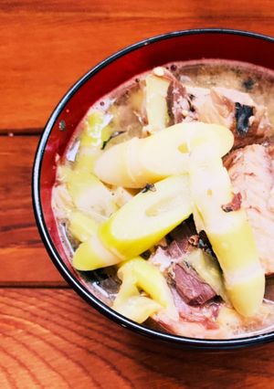 信州の郷土料理根曲がり竹と鯖缶の味噌汁♡-レシピのメイン写真