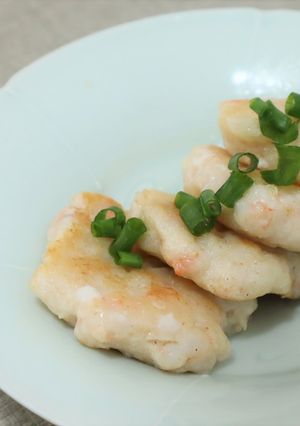 【中華家庭料理】絶対一度は試したいエビ餅-レシピのメイン写真