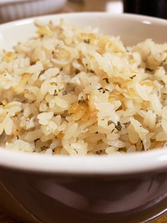 ご馳走飯◎しらすと大葉の炊き込みご飯-レシピのメイン写真