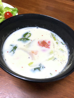 レタスの茎ばっかりスープ-レシピのメイン写真