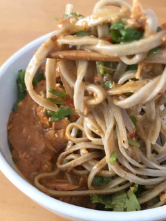 ツナのピリ辛胡麻だれ混ぜ蕎麦-レシピのメイン写真