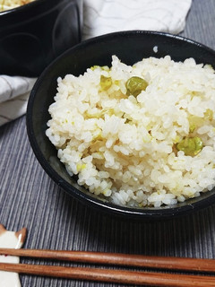 炊飯器で簡単!白だしで優しい味の豆ご飯-レシピのメイン写真