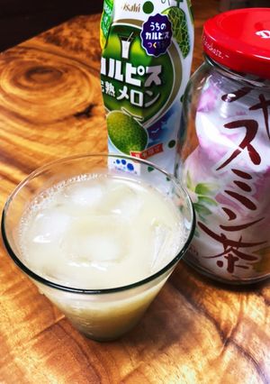 カルピス完熟メロンinジャスミン茶♫-レシピのメイン写真