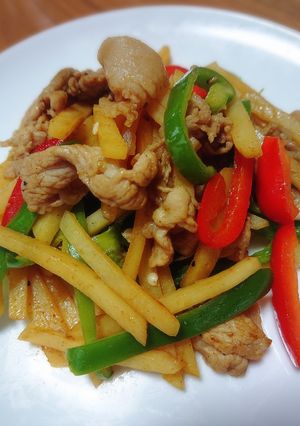 じゃがいもと豚肉のスパイシーカレー炒め-レシピのメイン写真