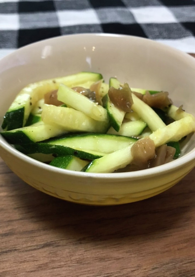 簡単　ズッキーニと搾菜の和え物-レシピのメイン写真