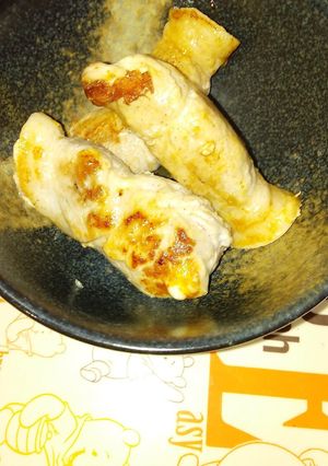 豚ロースの肉巻き。みょうが、野菜チーズ-レシピのメイン写真