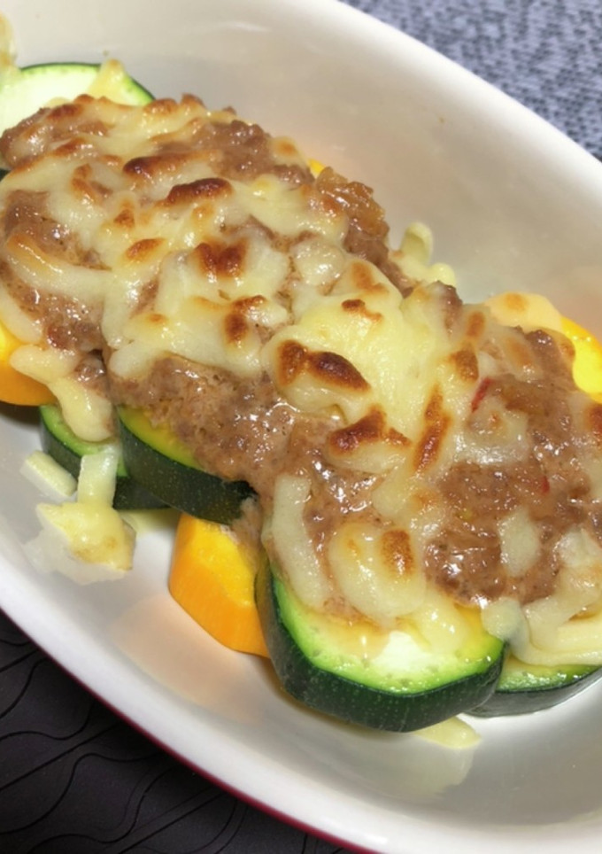 ズッキーニの肉味噌チーズ焼き-レシピのメイン写真