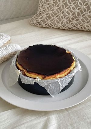 バスクチーズケーキ-レシピのメイン写真