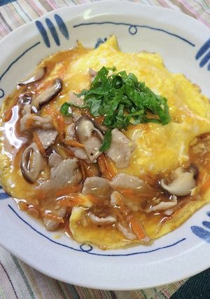 キノコと豚バラのあんかけ和風オムライス　-レシピのメイン写真