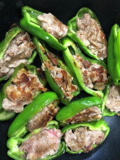 ズボラすぎる!簡単 ピーマンの肉詰め-レシピのメイン写真
