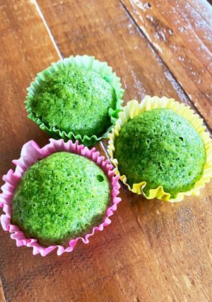 ほうれん草を食べてくれる蒸しパン幼児食に-レシピのメイン写真
