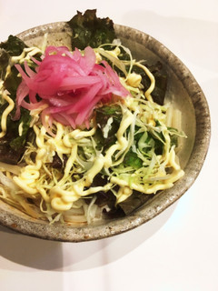 赤玉ねぎ漬け+サラダうどん-レシピのメイン写真