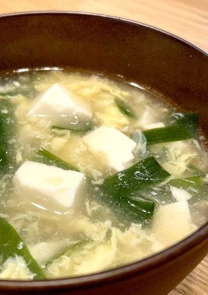 子どもも大好き◆豆腐入りにらたまスープ-レシピのメイン写真