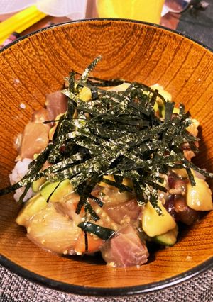 刺身とアボカドのめんつゆ漬け丼-レシピのメイン写真