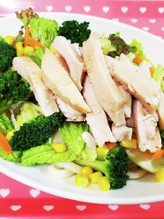 サラダチキンとめんつゆで簡単サラダうどん-レシピのメイン写真