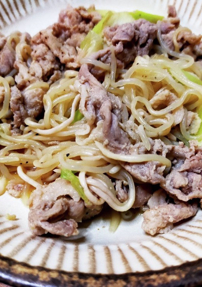 〈低糖質〉豚こま肉としらたきのネギ塩炒め-レシピのメイン写真