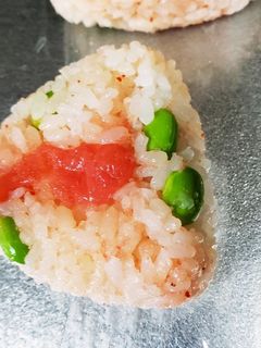 大人のおにぎり♪辛子明太子と枝豆-レシピのメイン写真