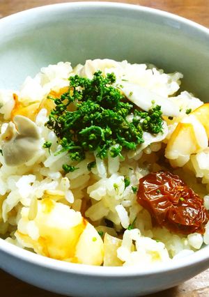 海老、たもぎ茸、ドライトマト炊き込みご飯-レシピのメイン写真