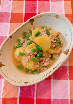 鶏そぼろ肉じゃが-レシピのメイン写真