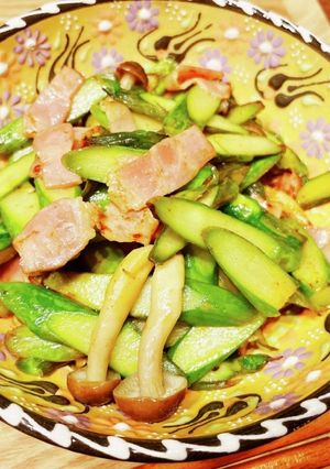 アスパラとベーコンとしめじのバター炒め-レシピのメイン写真