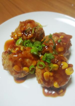 鶏ひき肉とコーンの 簡単肉団子-レシピのメイン写真