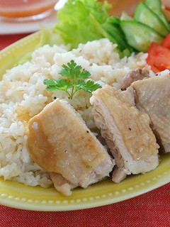 炊飯器で海南鶏飯シンガポールチキンライス-レシピのメイン写真