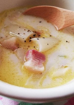長ねぎとベーコンのチーズ風味ミルクスープ-レシピのメイン写真