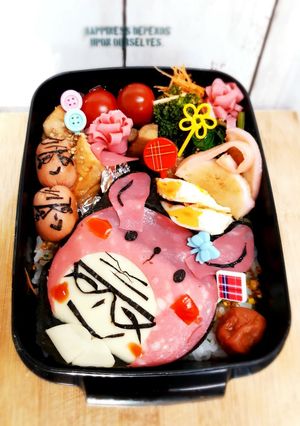 父うさぎ着ぐるみキャラ弁斜め上をゆく-レシピのメイン写真