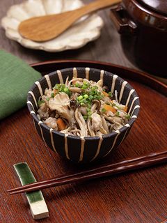 きのこのほうじ茶炊き込みごはん-レシピのメイン写真