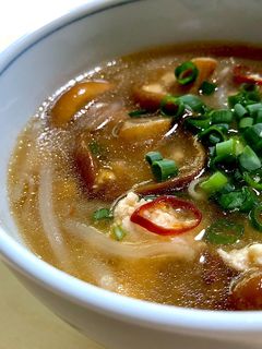 特大なめこと鶏ひき肉のピリ辛中華スープ-レシピのメイン写真