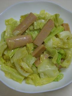 キャベツと魚肉ソーセージのマヨカレー炒め-レシピのメイン写真