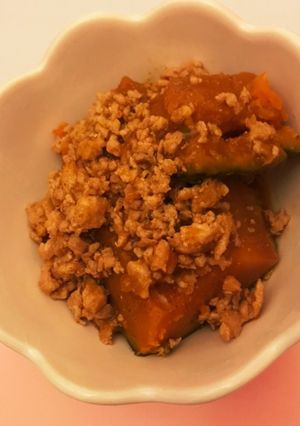 甘さ控えめ♪かぼちゃの鶏そぼろ煮-レシピのメイン写真